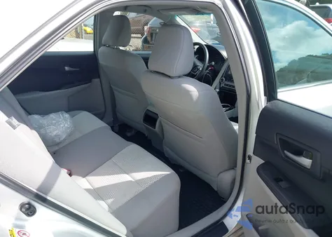 2014 Toyota Camry Le z USA, uszkodzony, nr VIN 4T4BF1FK7ER382583